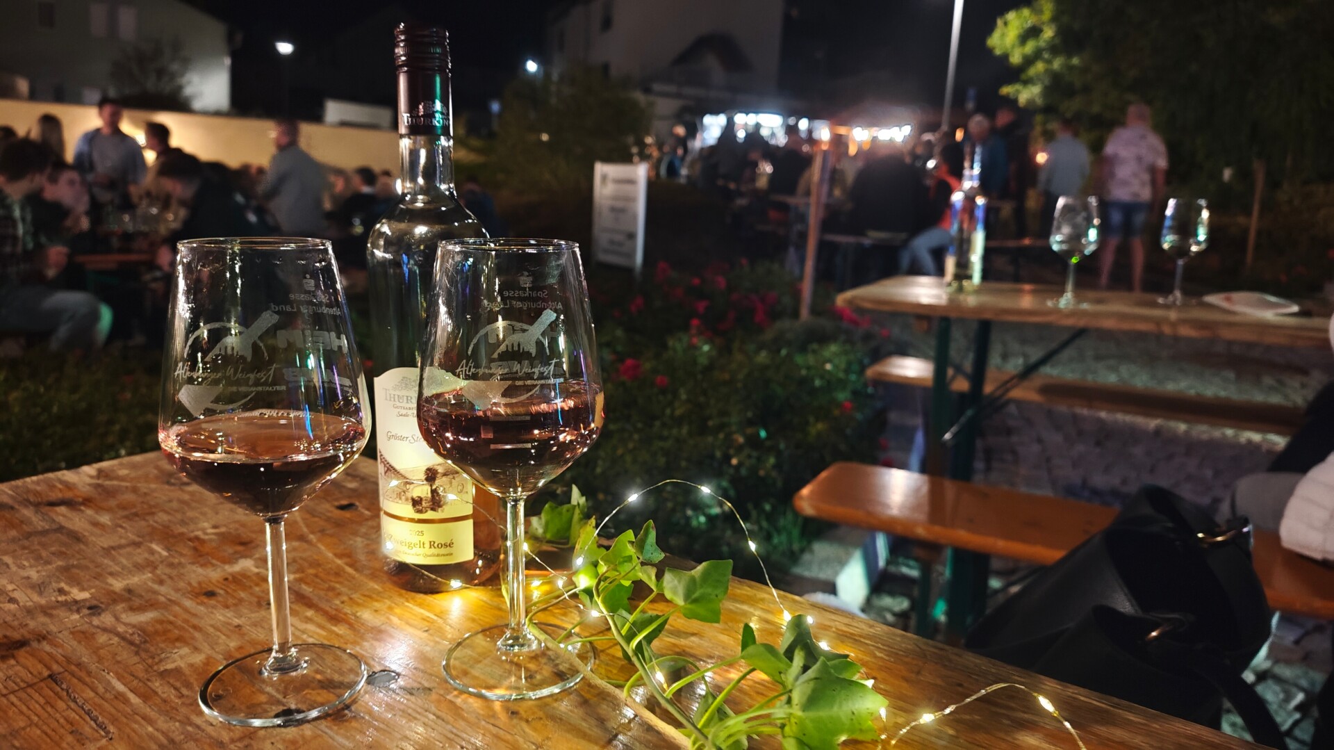 9. Schmöllner Weinabend - Weingläser auf dem Tisch
