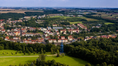 Grundstücke und Immobilien