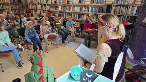 Tag der Bibliotheken - Lesung mit DoroFee