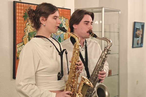 Musikalische Umrahmung durch das Saxophon-Duo der Musikschule Altenburger Land - Muriel Gabriel und Armin Bacher
