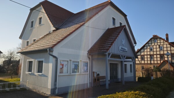 Bürgerhaus Wildenbörten - Frontalansicht außen Bürgerhaus Wildenbörten - Frontalansicht außen