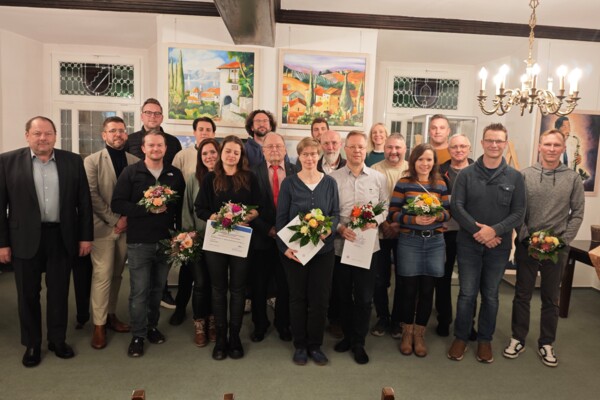 Gruppenbild aller Preisträger 2025 Gruppenbild aller Preisträger 2025