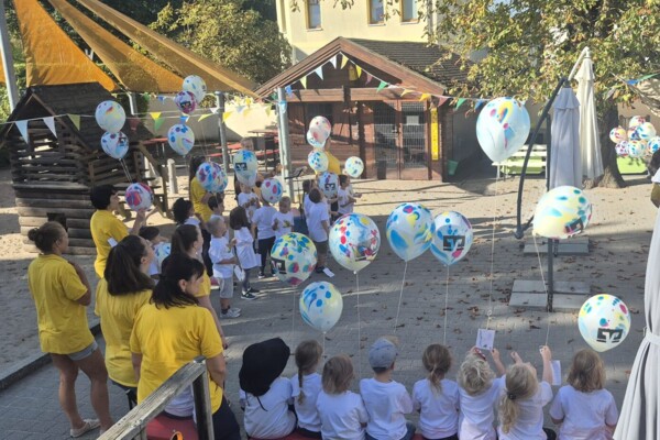 Ballons fliegen Ballons fliegen