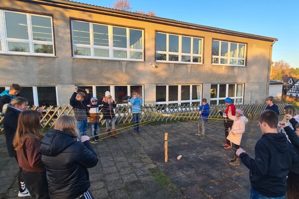 Regelschule Dobitschen - Schulhof Regelschule Dobitschen - Schulhof