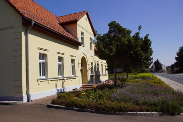 Das Bürgerhaus Schloßig - Seitenansicht links